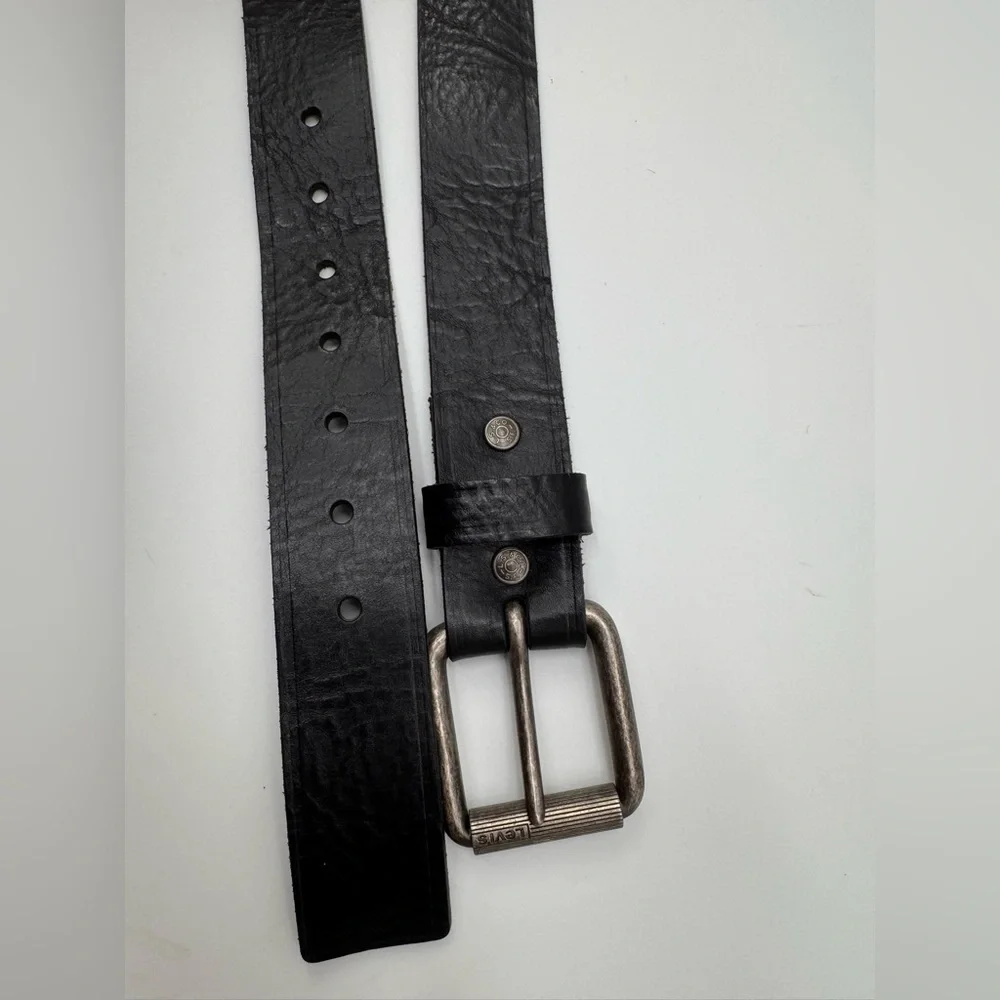 NWOT Levi’s Genuine Leather Belt Large 38-40